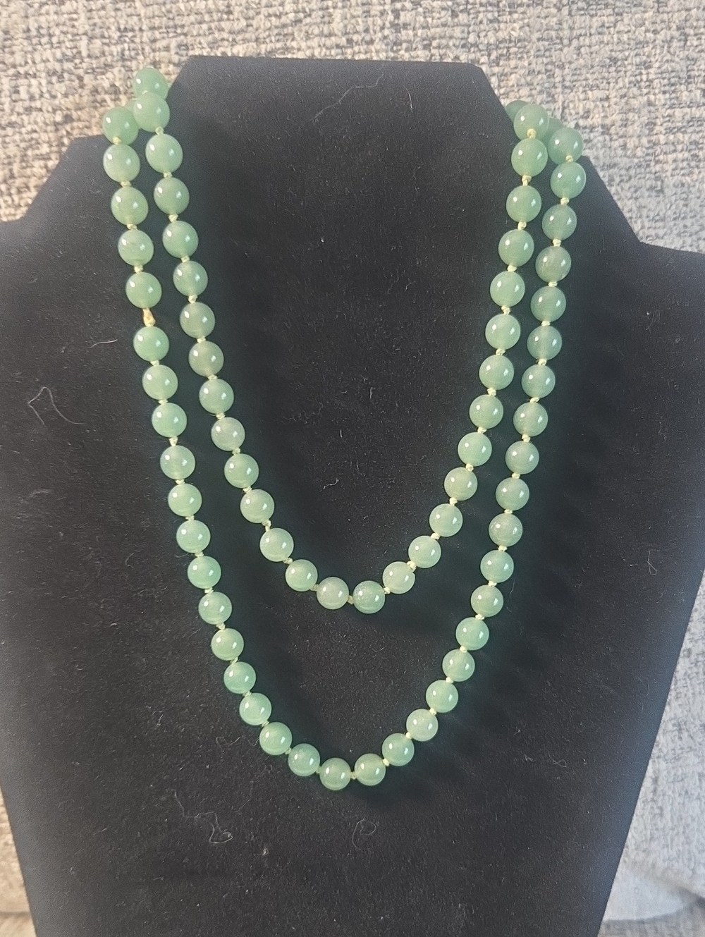 Chic Jade Green Aventurine Beaded Necklace 32" Knotted Between